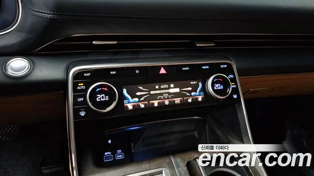 Genesis GV80 2.5T Бензин AWD — Фото автомобиля 27