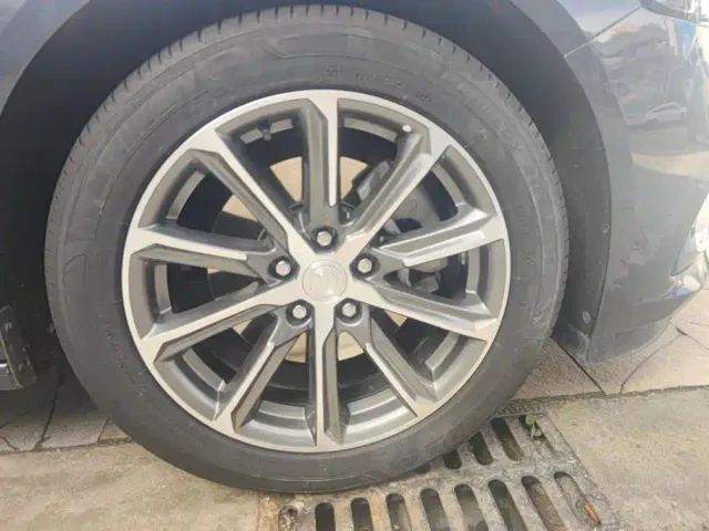 Buick LaCrosse — Фото автомобиля 6