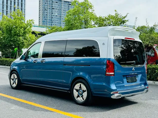 Mercedes-Benz V-Class — Фото автомобиля 16