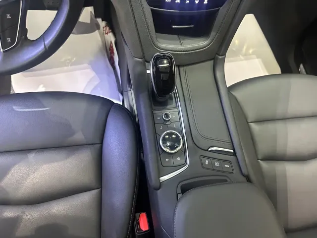 Cadillac XT5 — Фото автомобиля 5
