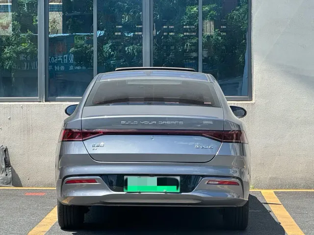 BYD Qin PLUS — Фото автомобиля 8