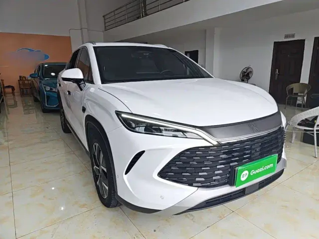 BYD Song L DM-i — Фото автомобиля 3