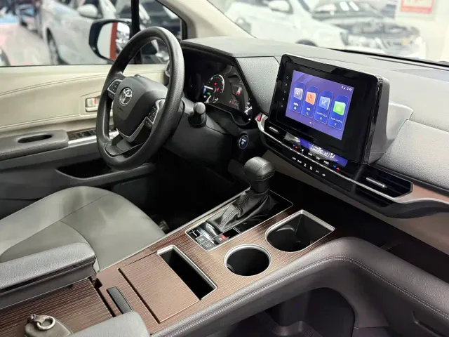 Toyota Granvia — Фото автомобиля 14