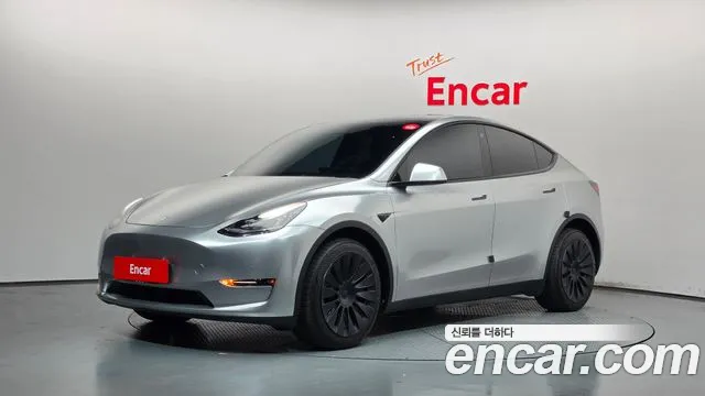 Фотография автомобиля — Tesla Model Y