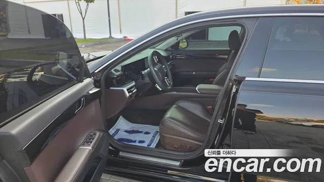 Hyundai Grandeur GN7 — Фото автомобиля 12