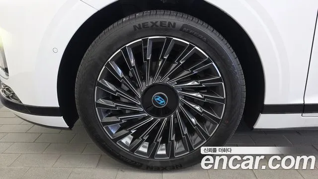 Hyundai Grandeur GN7 — Фото автомобиля 5