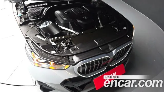 BMW 5 Series G60 — Фото автомобиля 9