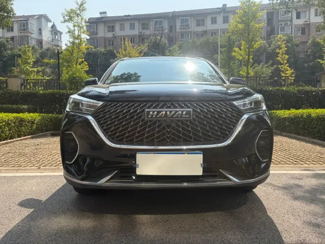 Haval M6 — Фото автомобиля 2