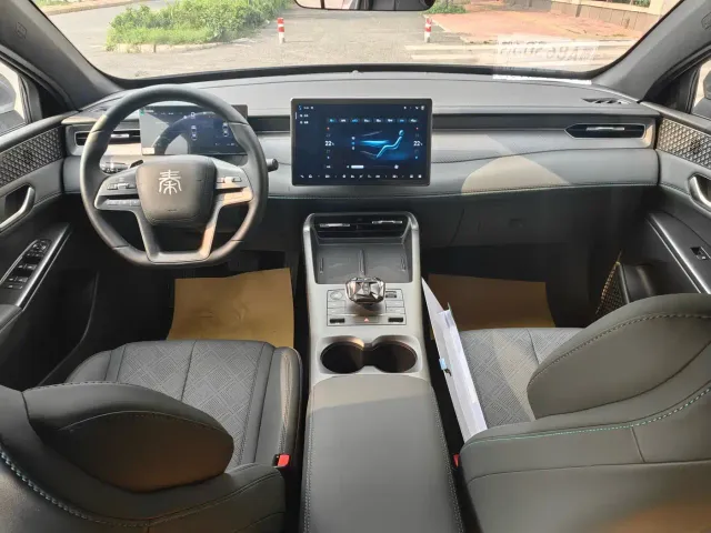 BYD Qin PLUS — Фото автомобиля 3