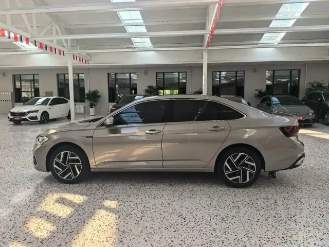 Volkswagen Sagitar — Фото автомобиля 6