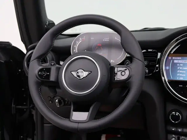 MINI Hatch — Фото автомобиля 11
