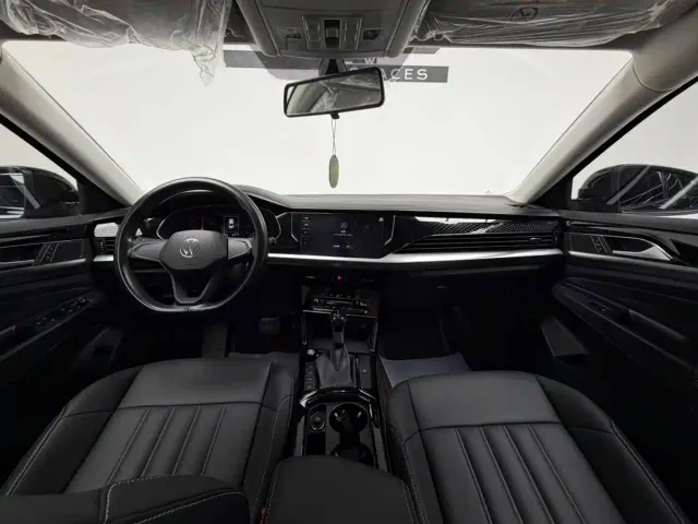 Volkswagen Passat — Фото автомобиля 12