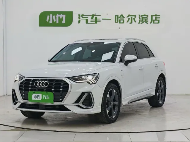 Фотография автомобиля — Audi Q3