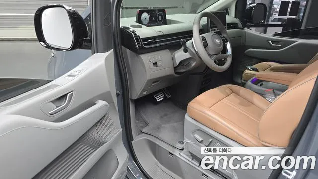 Hyundai Staria — Фото автомобиля 10