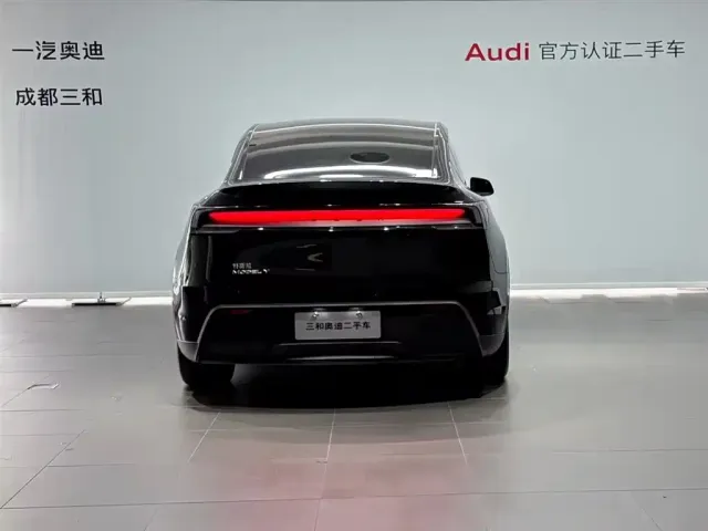 Tesla Model Y — Фото автомобиля 5
