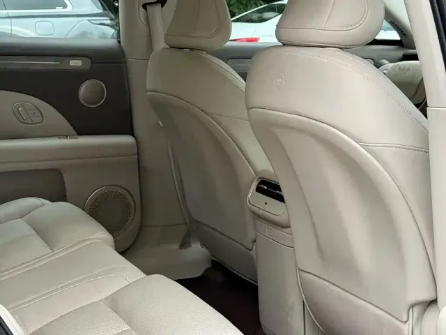 IM Motors LS6 — Фото автомобиля 13