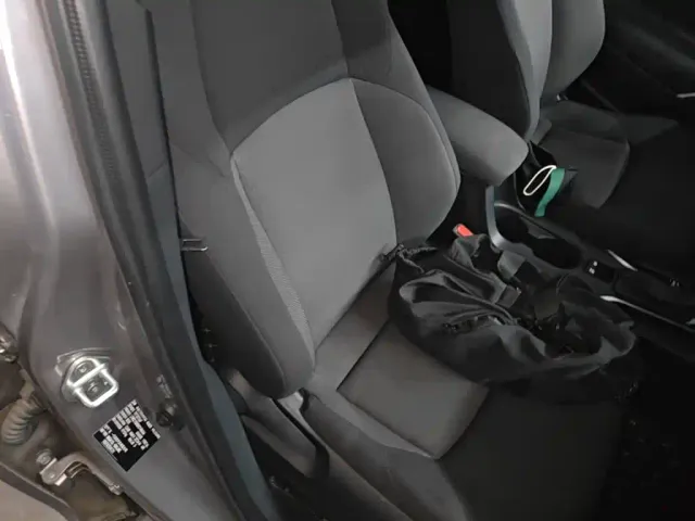 Toyota Corolla Cross — Фото автомобиля 24