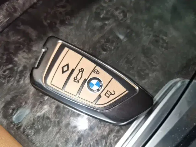 BMW 6 Series Gran Turismo — Фото автомобиля 8