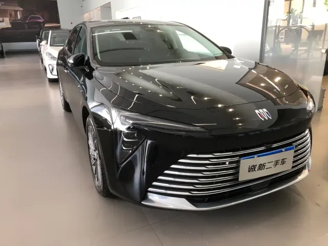 Buick LaCrosse — Фото автомобиля 2
