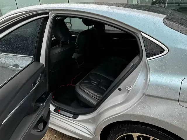 Toyota Camry — Фото автомобиля 5