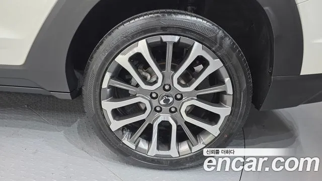 KG_Mobility_Ssangyong Torres Torres Бензин 1.5 4WD — Фото автомобиля 5