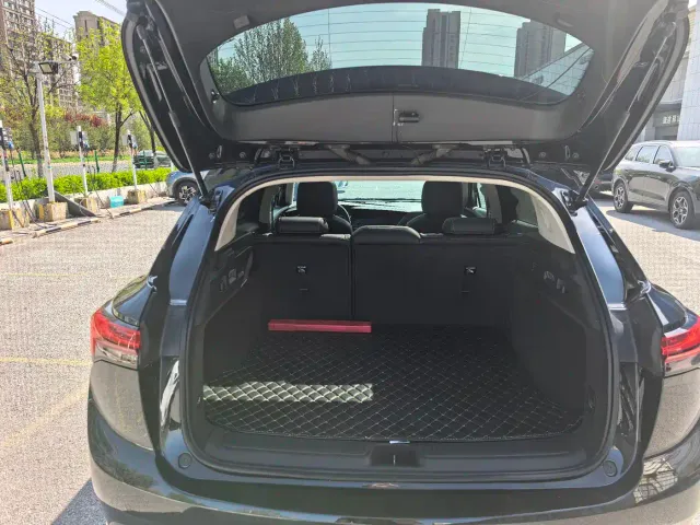Buick Envision S — Фото автомобиля 12
