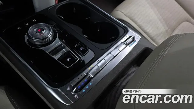 Kia Carnival 4th Gen — Фото автомобиля 30