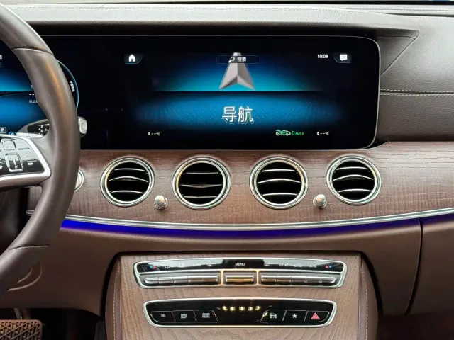 Mercedes-Benz Mercedes-Benz E-Class 2021 E 300 L Fashion — Фото автомобиля 20