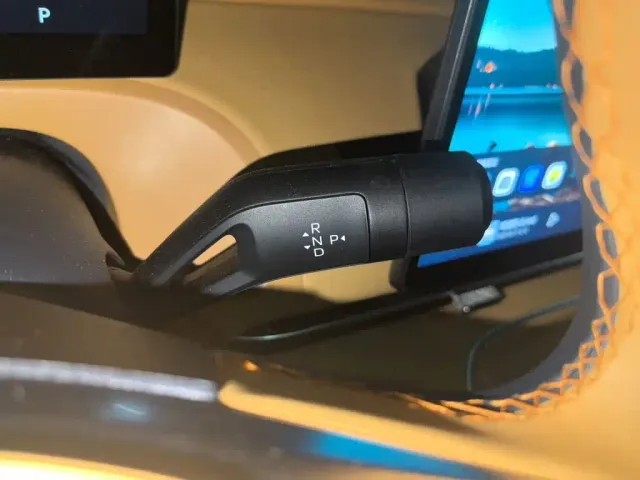 Geely Galaxy Starship 7 EM-i — Фото автомобиля 10