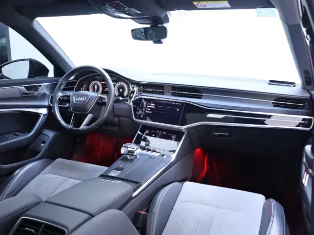 Audi A6L — Фото автомобиля 20