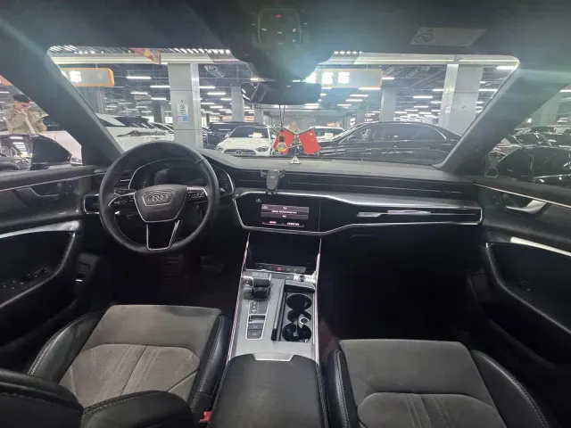 Audi A6L — Фото автомобиля 6