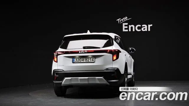 Kia Seltos Бензин 1.6 турбо 2WD — Фото автомобиля 4