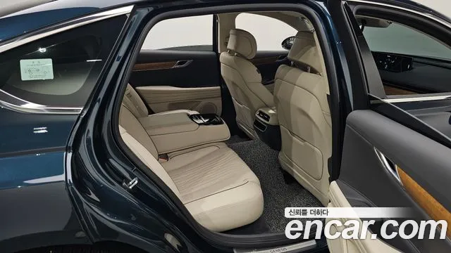 Genesis G80 Бензин 2.5 турбо AWD — Фото автомобиля 11