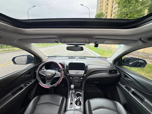 Chevrolet Equinox — Фото автомобиля 6