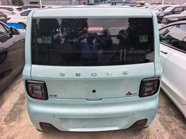 Geely Panda — Фото автомобиля 5