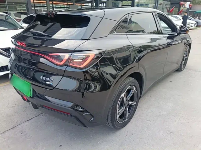 BYD Seal 06 GT — Фото автомобиля 6