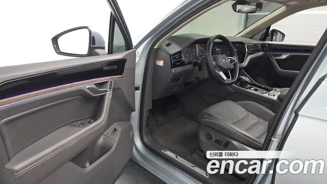 Volkswagen Touareg Touareg 3 поколение 3.0 TDI Prestige — Фото автомобиля 10