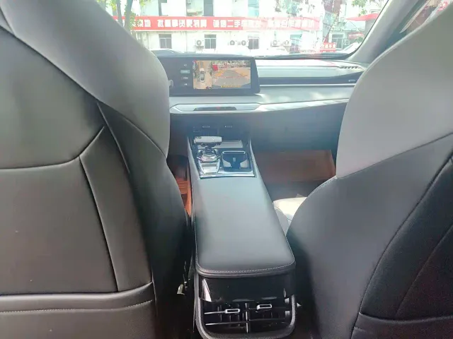 Changan Raeton Plus — Фото автомобиля 6