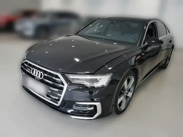 Фотография автомобиля — Audi A6L