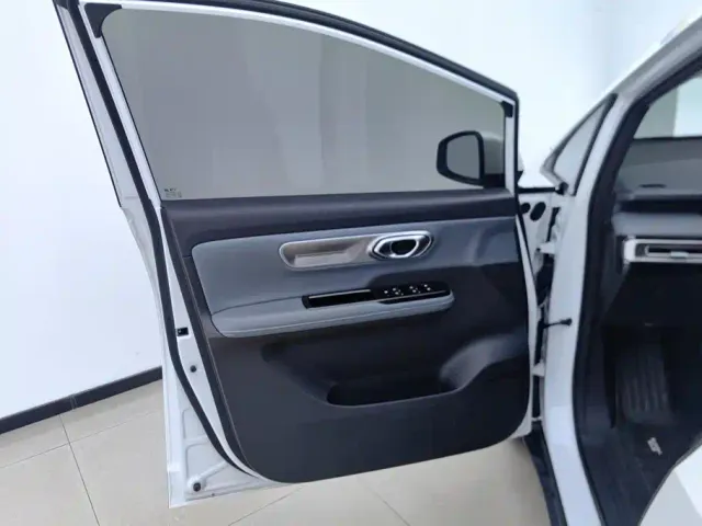 GAC Aion Y — Фото автомобиля 7