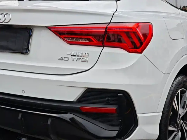 Audi Q3 Sportback — Фото автомобиля 10