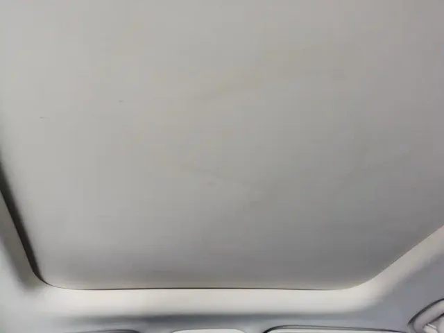Buick Envision Plus — Фото автомобиля 17