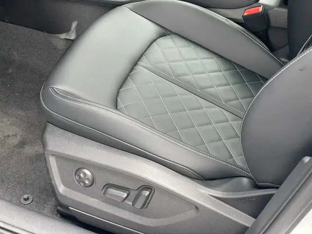 Audi Q2L — Фото автомобиля 12