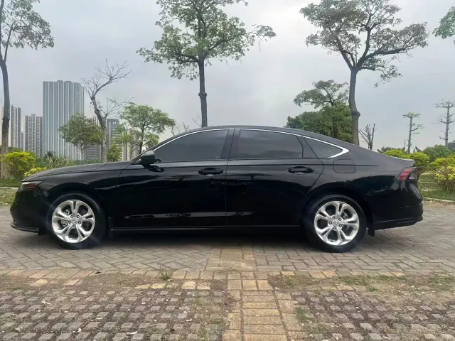 Honda Accord — Фото автомобиля 15