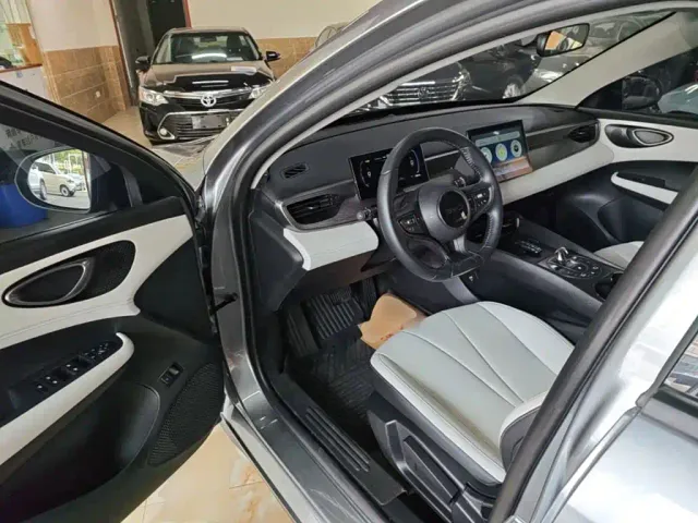 BYD Seal 05 DM-i — Фото автомобиля 15