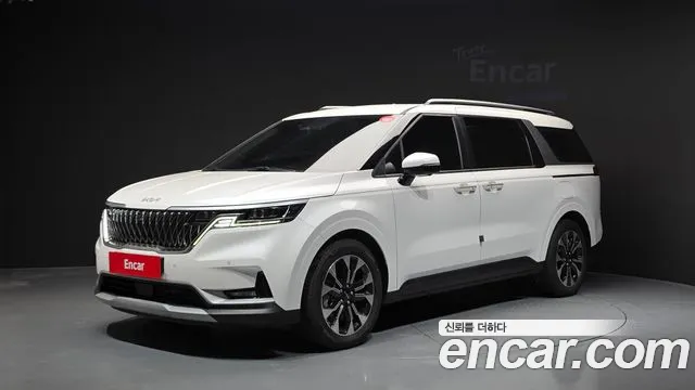 Фотография автомобиля — Kia Carnival 4th Gen