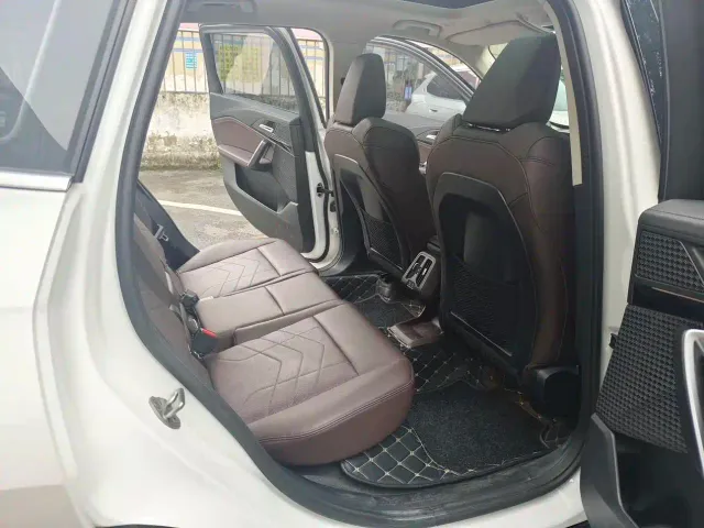 BMW X1 — Фото автомобиля 10