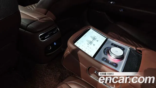 Genesis G90 Бензин 3.5 турбо AWD — Фото автомобиля 19