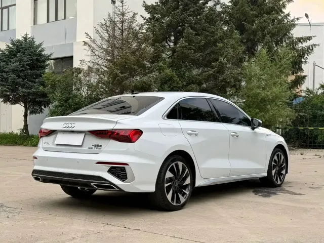 Audi A3 — Фото автомобиля 5