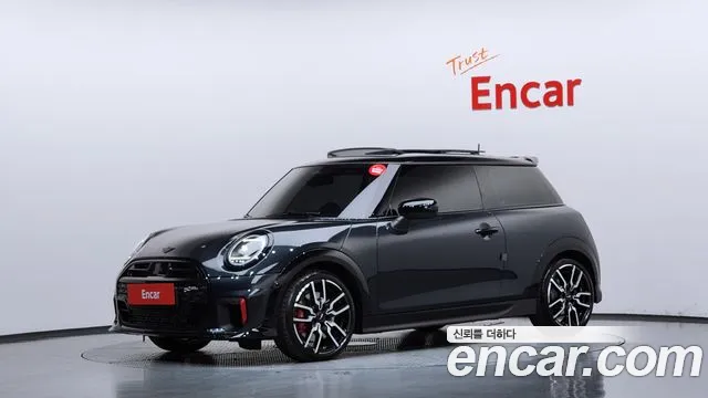 Фотография автомобиля — MINI Cooper Generation 4